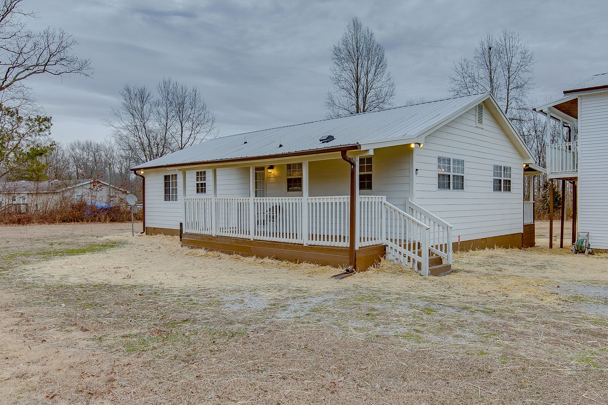 331 Alice Boynton Road Manchester, TN 37355 - Photo 18 of 22 a backyard of a house