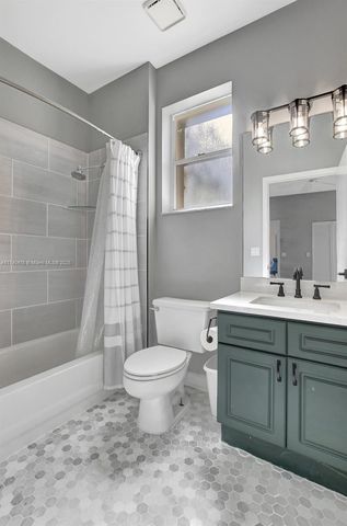 $575,000 | 2321 Northwest 66th Drive, Boca Raton, FL 33496