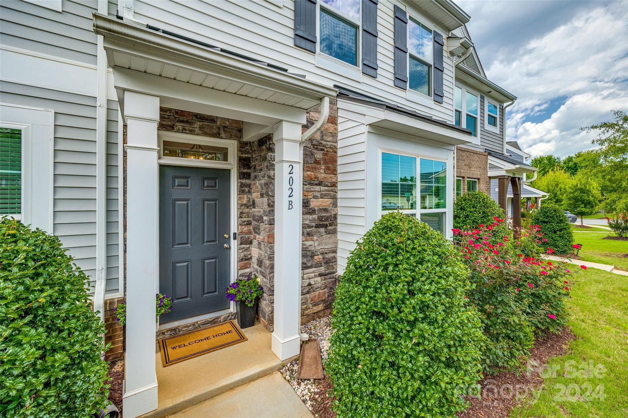 202 Waterlynn Ridge Road, Unit B Mooresville, NC 28117 - Photo 6 of 40 Gallery Image 6