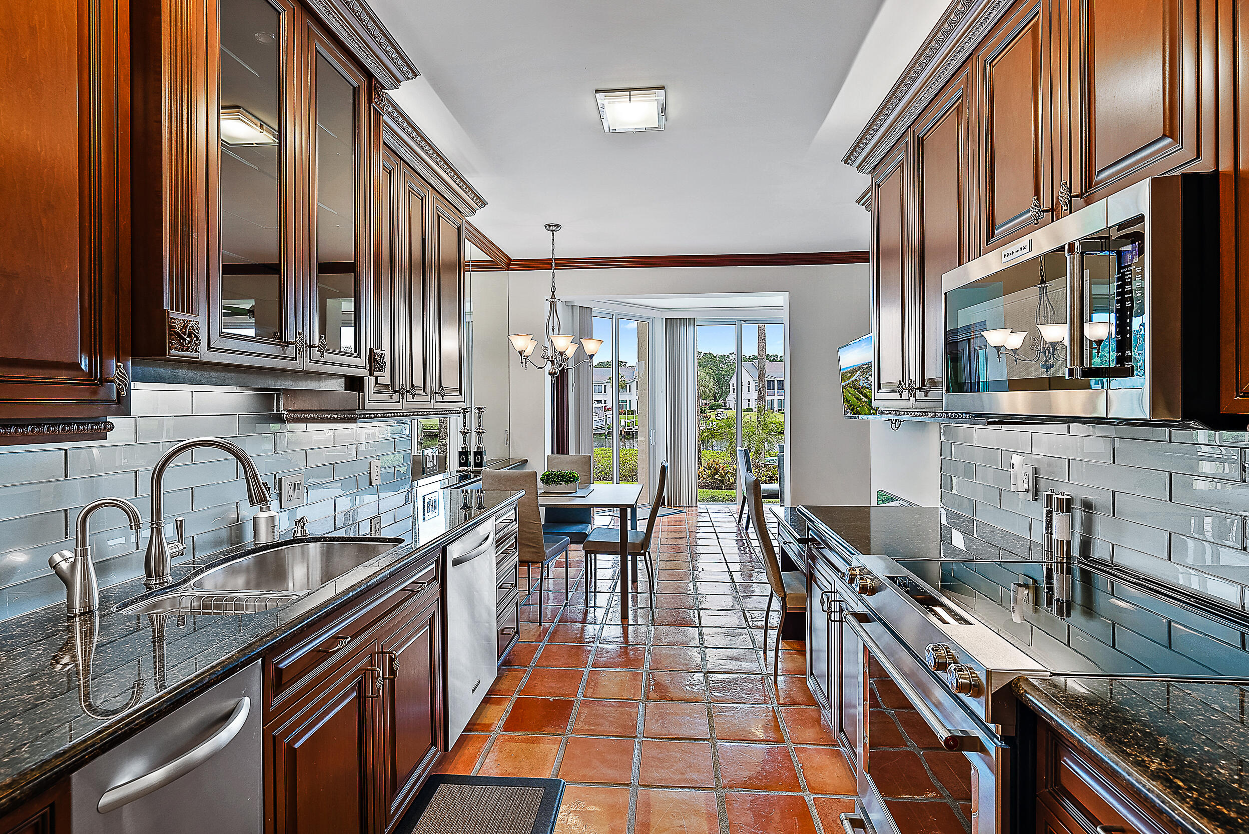 2604 Captains Way Jupiter, FL 33477 - Photo 6 of 18 Kitchen