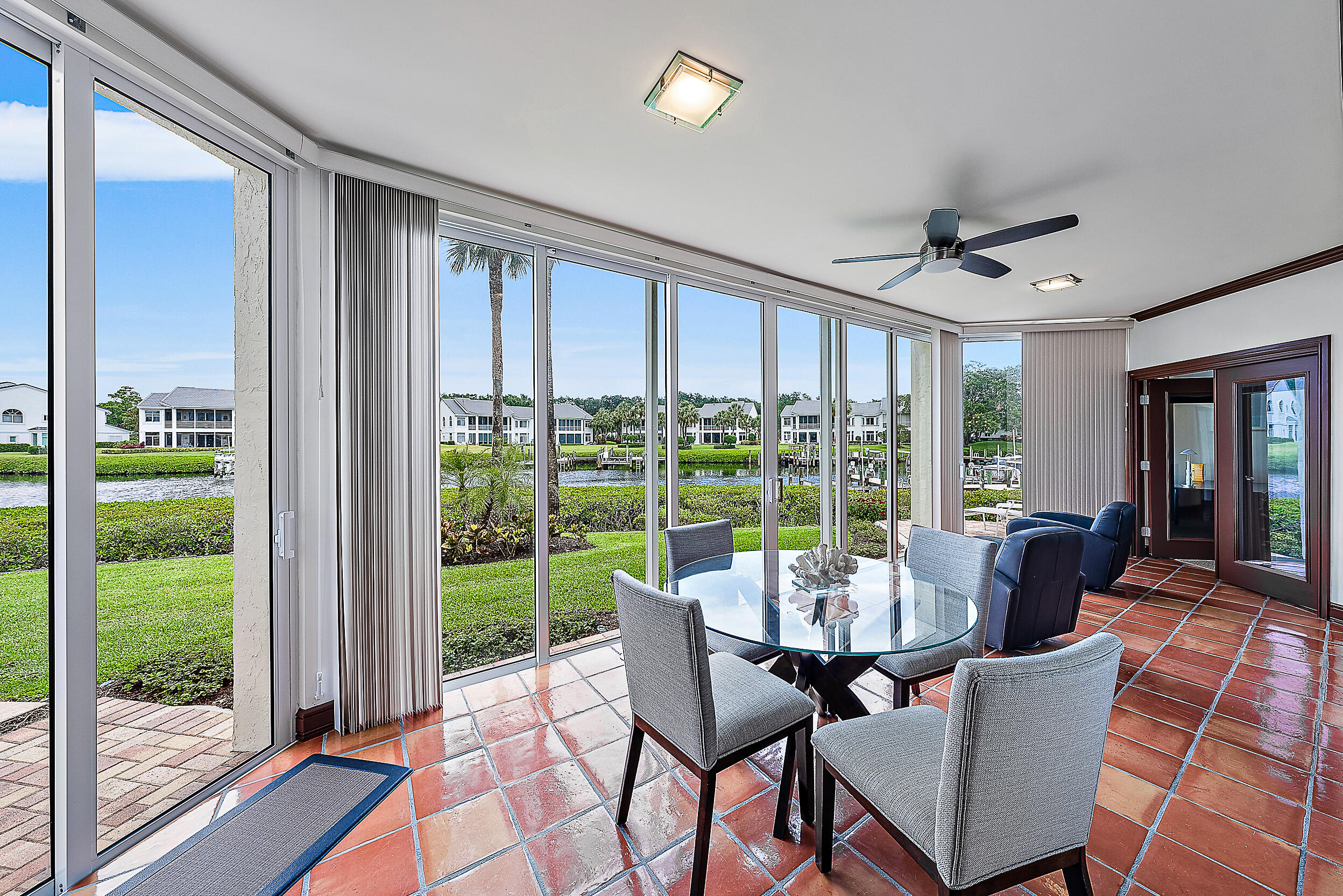 2604 Captains Way Jupiter, FL 33477 - Photo 9 of 18 Seating Area