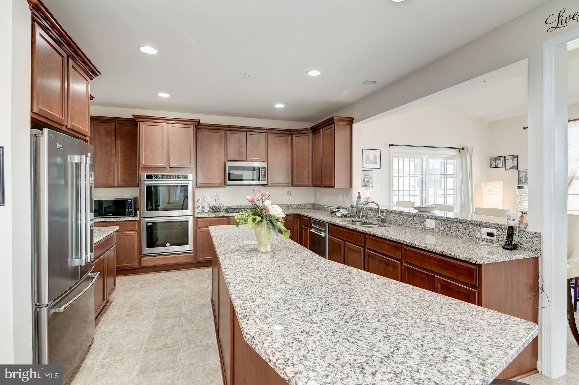 11538 Neon Road Fort Washington, MD 20744 - Photo 12 of 45 Gourmet Kitchen w/Granite Countertop