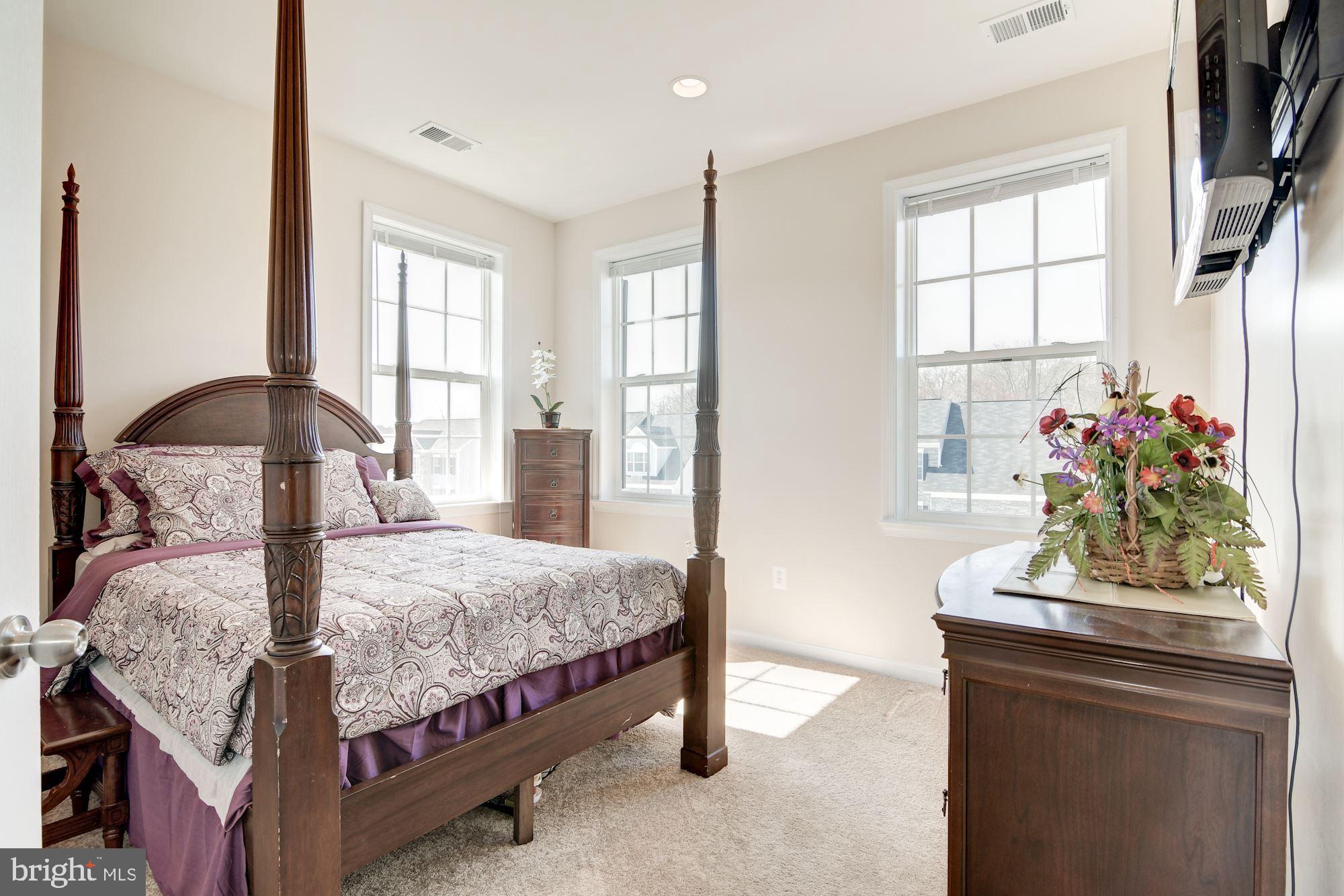 11538 Neon Road Fort Washington, MD 20744 - Photo 29 of 45 Corner Bedroom 3_Upper Level