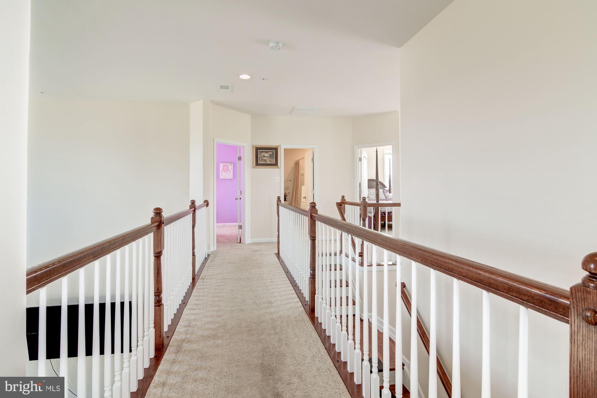 11538 Neon Road Fort Washington, MD 20744 - Photo 35 of 45 Hallway_Upper Level