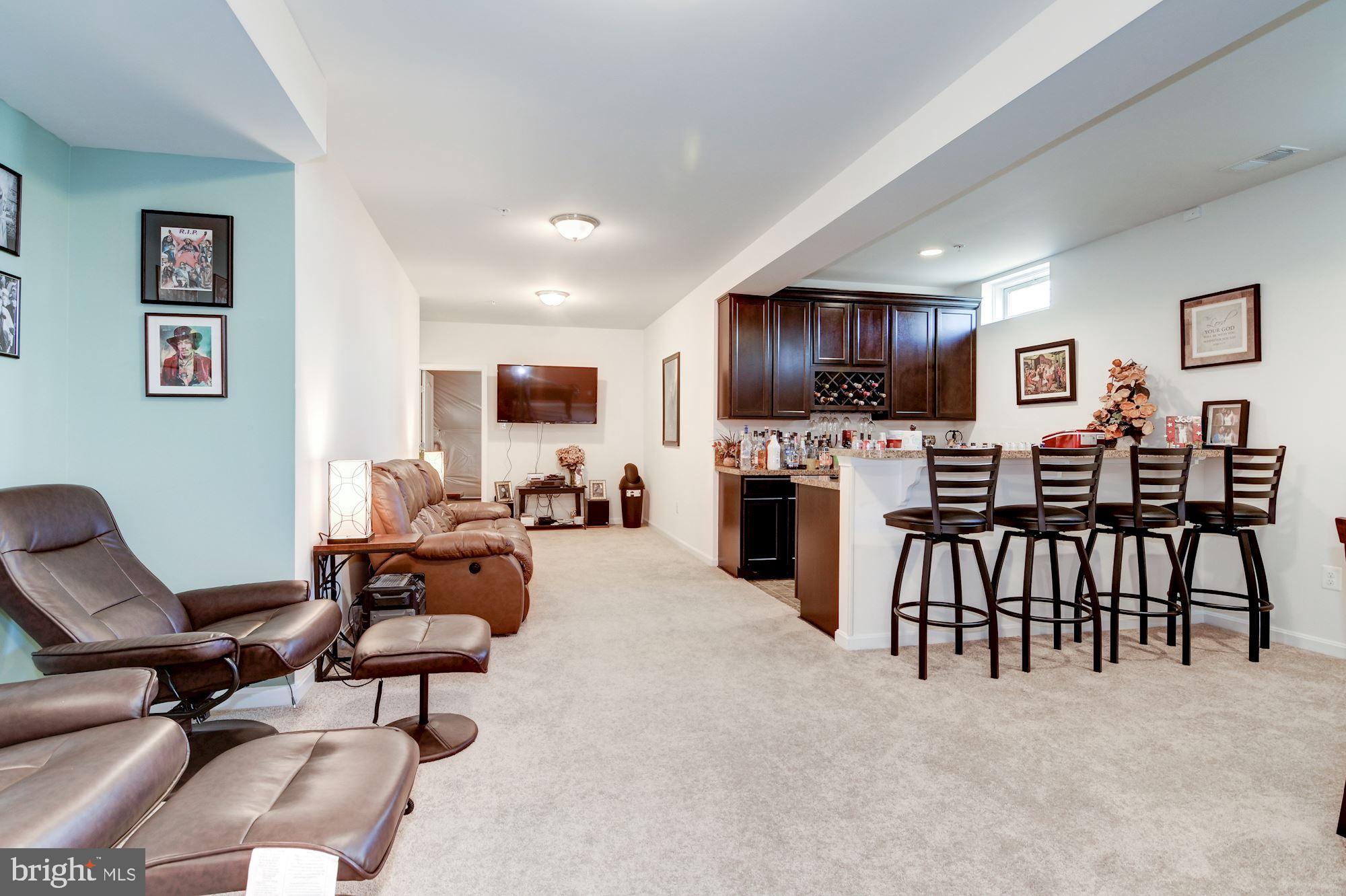 11538 Neon Road Fort Washington, MD 20744 - Photo 38 of 45 Recreational Room w/Built-in Wet Bar