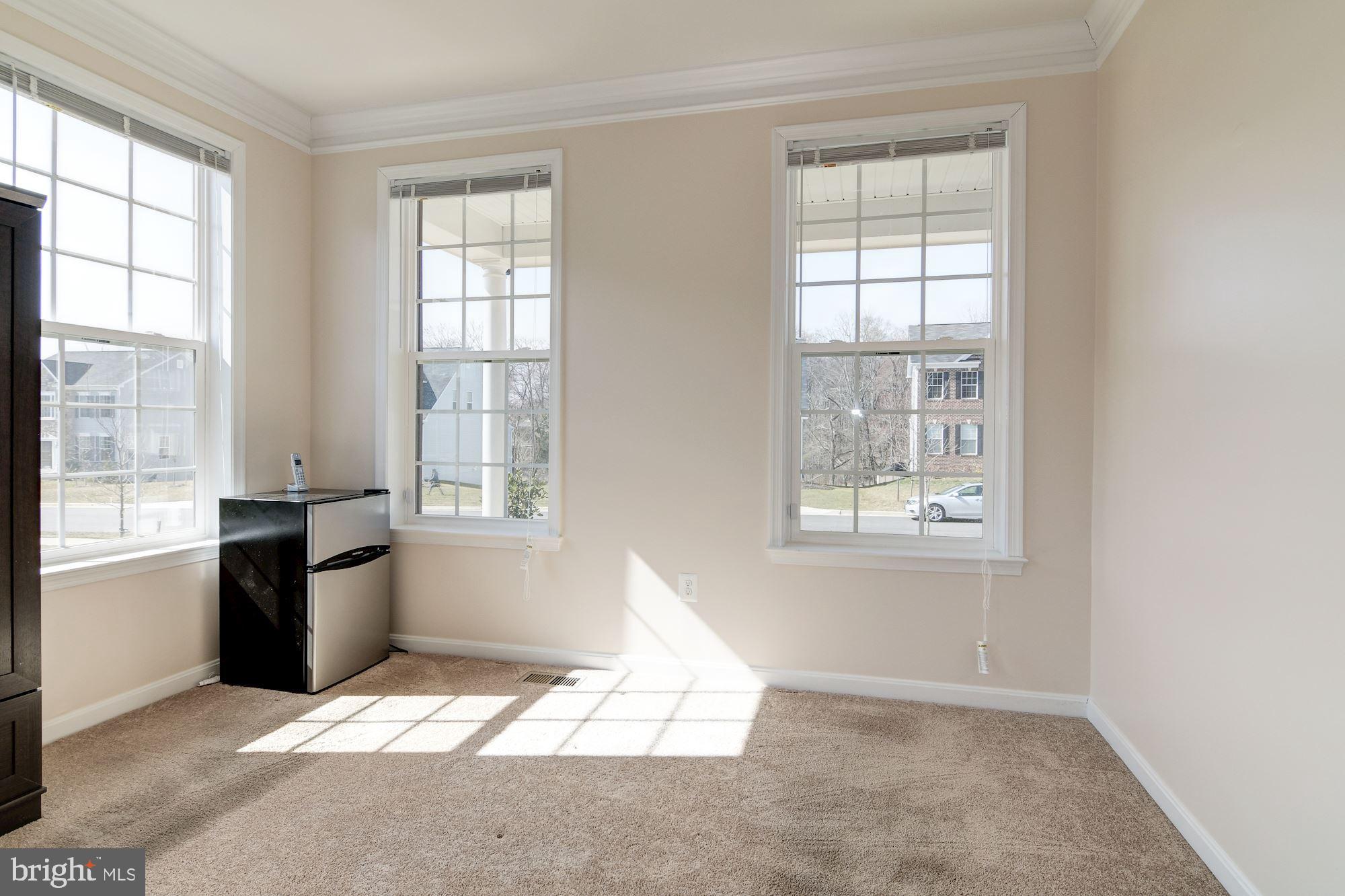 11538 Neon Road Fort Washington, MD 20744 - Photo 5 of 45 Library/Bedroom 1_Main Level
