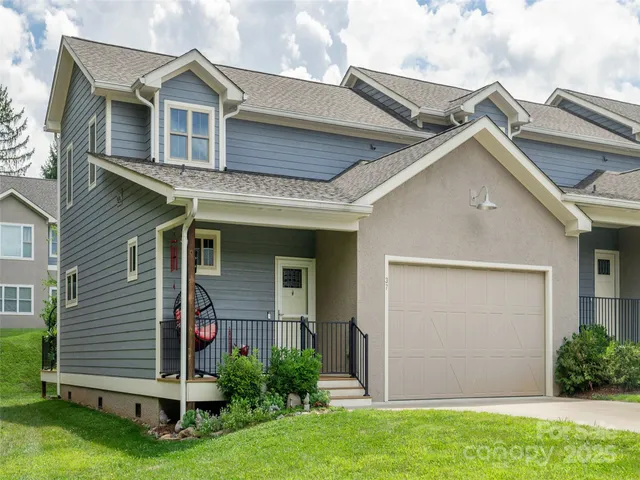 $470,000 | 37 Thornes Lane, Asheville, NC 28805