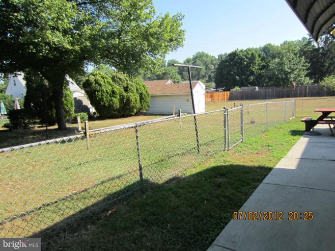 218 Arundel Road Pasadena, MD 21122 - Photo 14 of 15 Exterior (Rear)