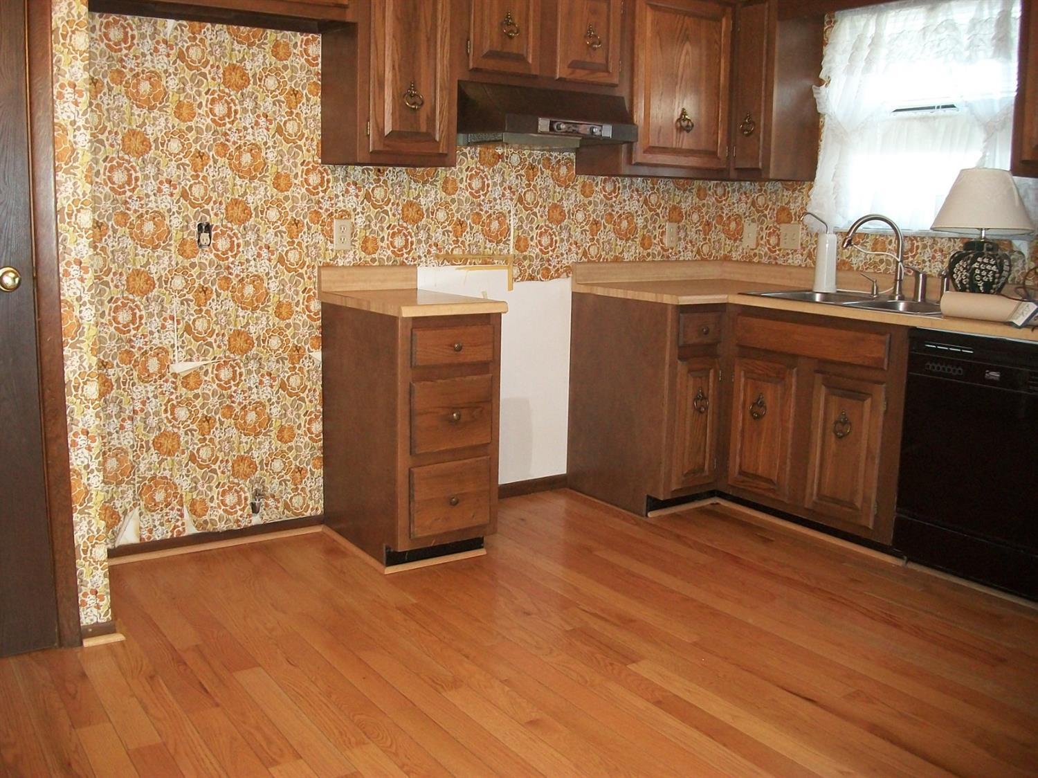 5810 Jessup Road Cincinnati, OH 45247 - Photo 12 of 30
