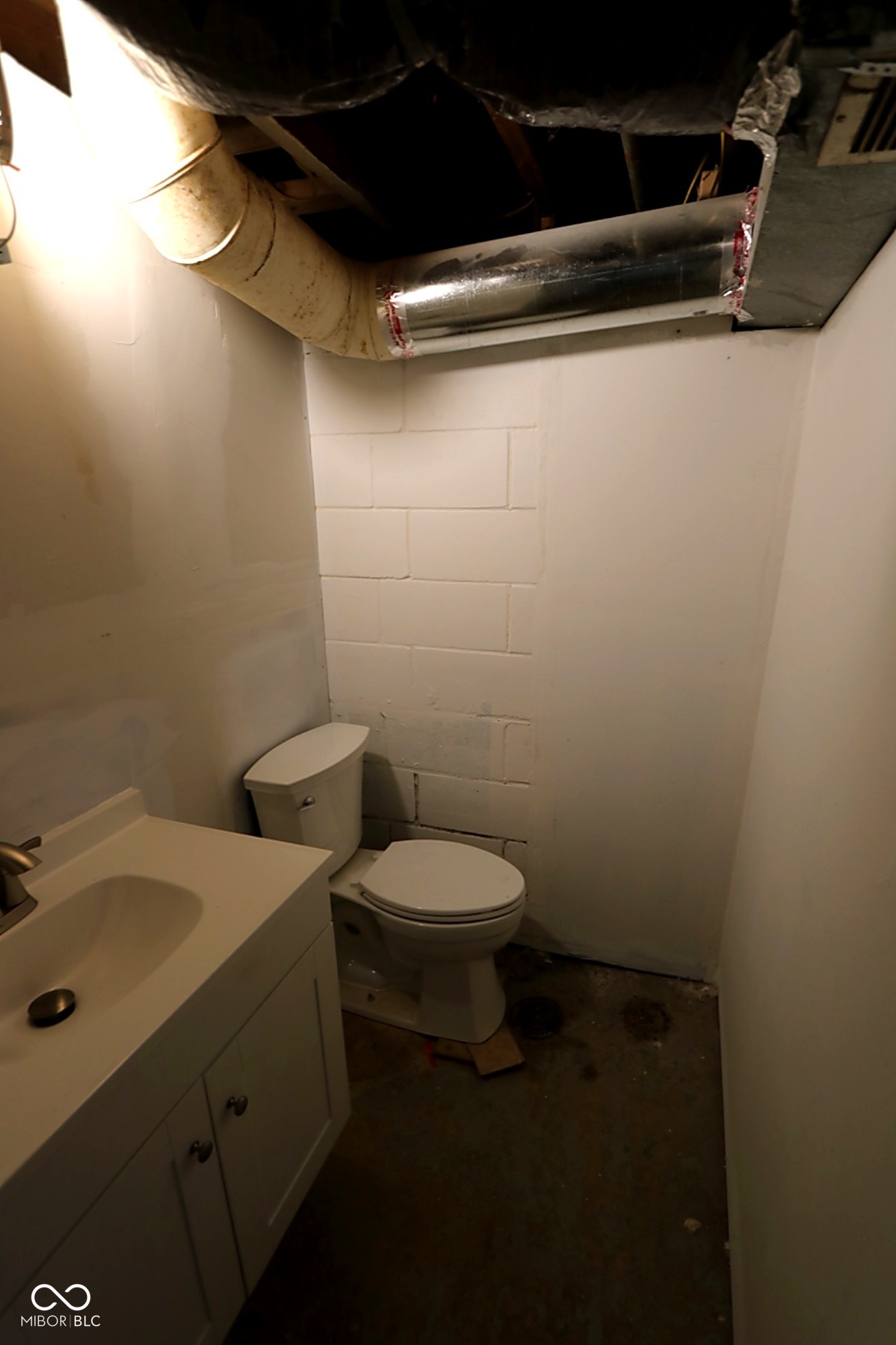 935 Jackson Boulevard Rochester, IN 46975 - Photo 26 of 34 Gallery Image 26