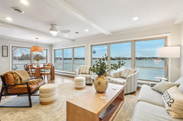 $1,150,000 | 15337 Breezy Point Road Southeast, Prior Lake, MN 55372