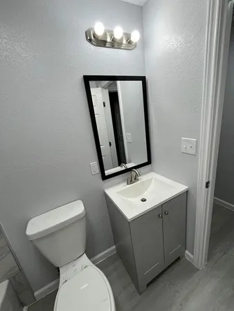 $2,350 | 500 West Water, Milford, TX 76670