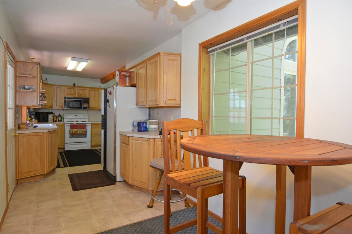 16973 Sacramento Road Bend, OR 97707 - Photo 17 of 27 Gallery Image 17