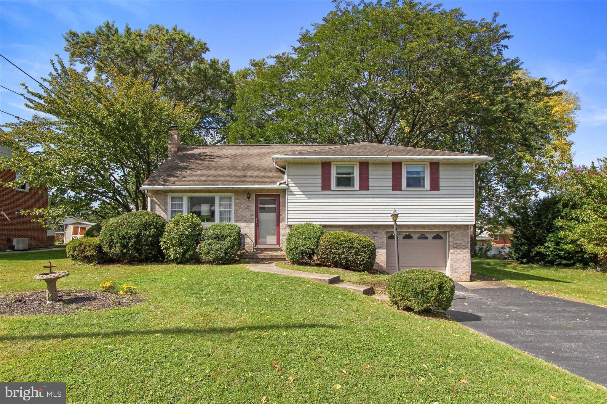 440 Maywood Road York, PA 17402 - Photo 1 of 31 Gallery Image 1