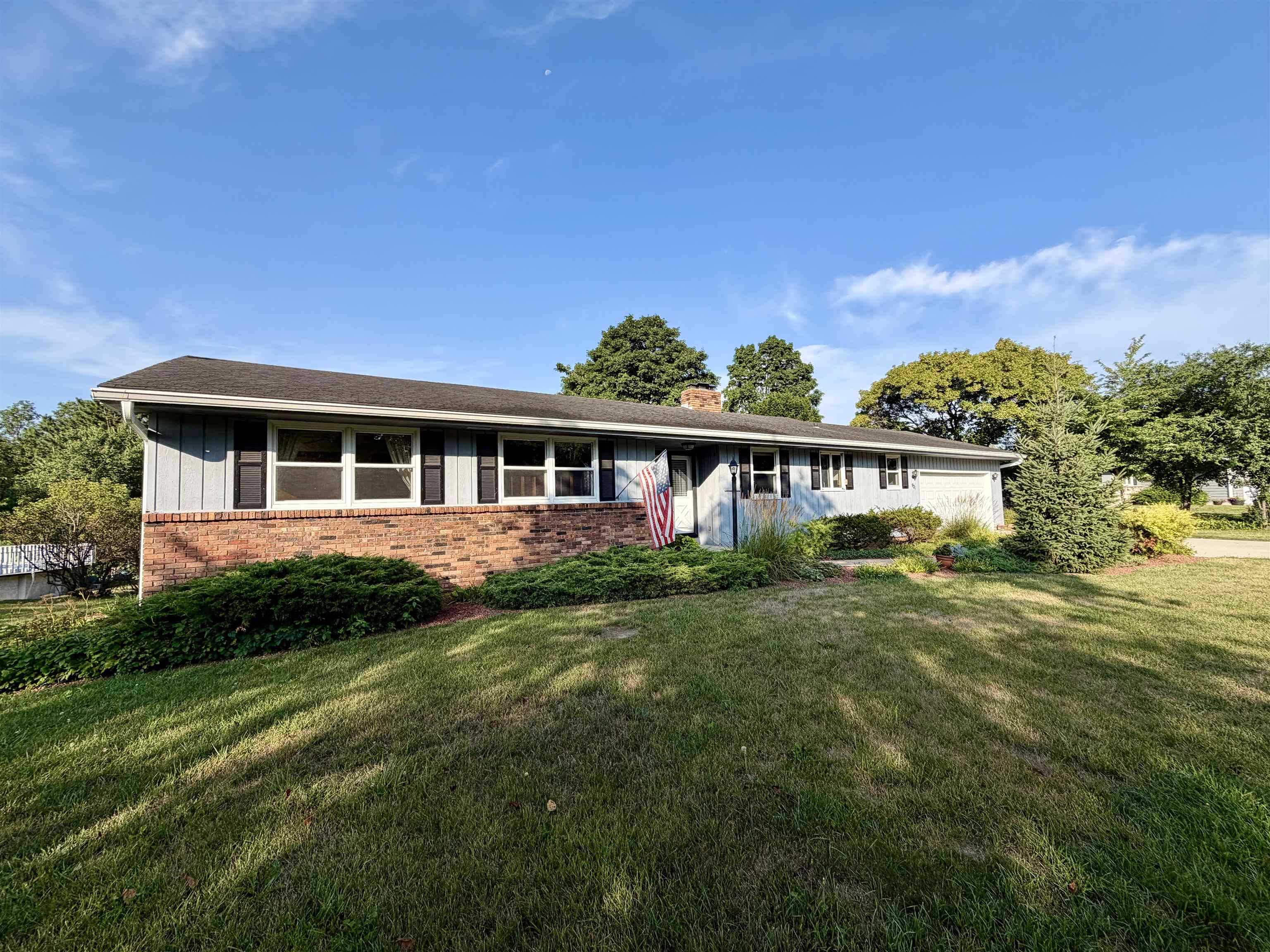921 Park Ridge Road Janesville, WI 53546 - Photo 3 of 62 Gallery Image 3