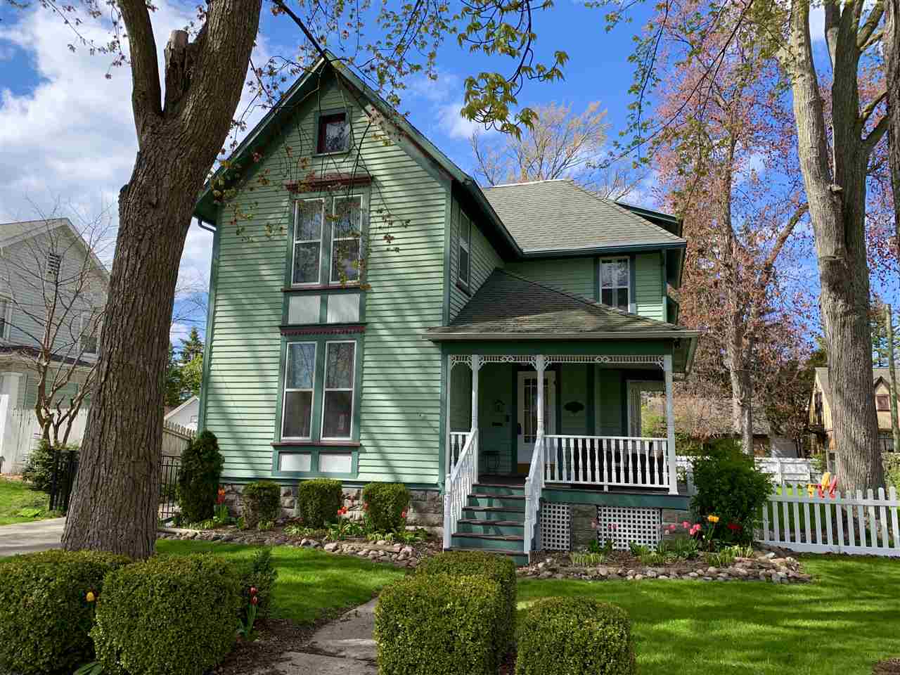 2175 4th Street Bay City, MI 48708 - Photo 2 of 32 Gallery Image 2