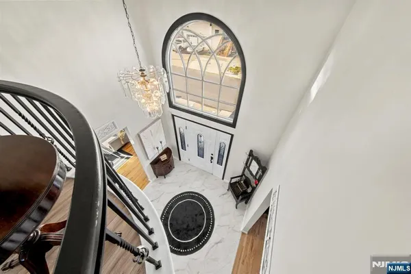 a view of livingroom with washer and dryer