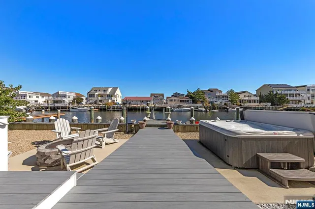 $1,385,000 | 19 Maryland Road, Little Egg Harbor, NJ 08087