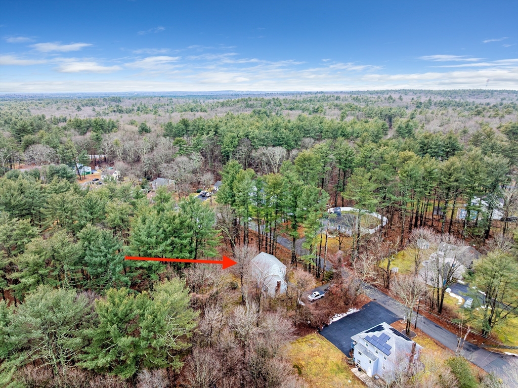 58 Lakeview Road Foxboro, MA 02035 - Photo 35 of 42 a view of a city