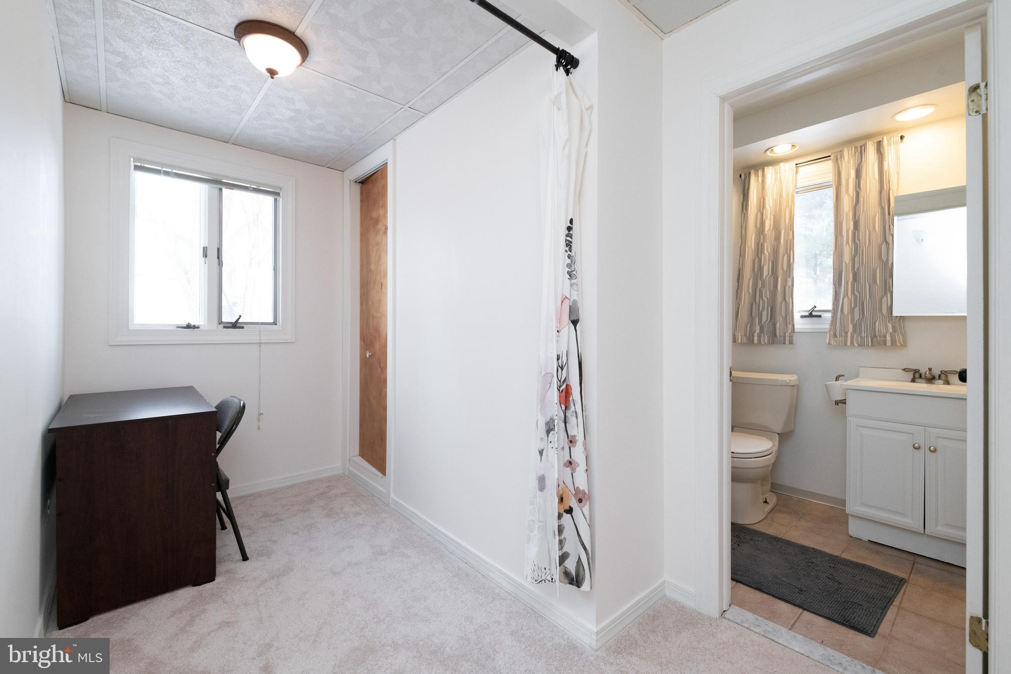 2313 Jerrys Road Street, MD 21154 - Photo 19 of 32 Upper level study nook