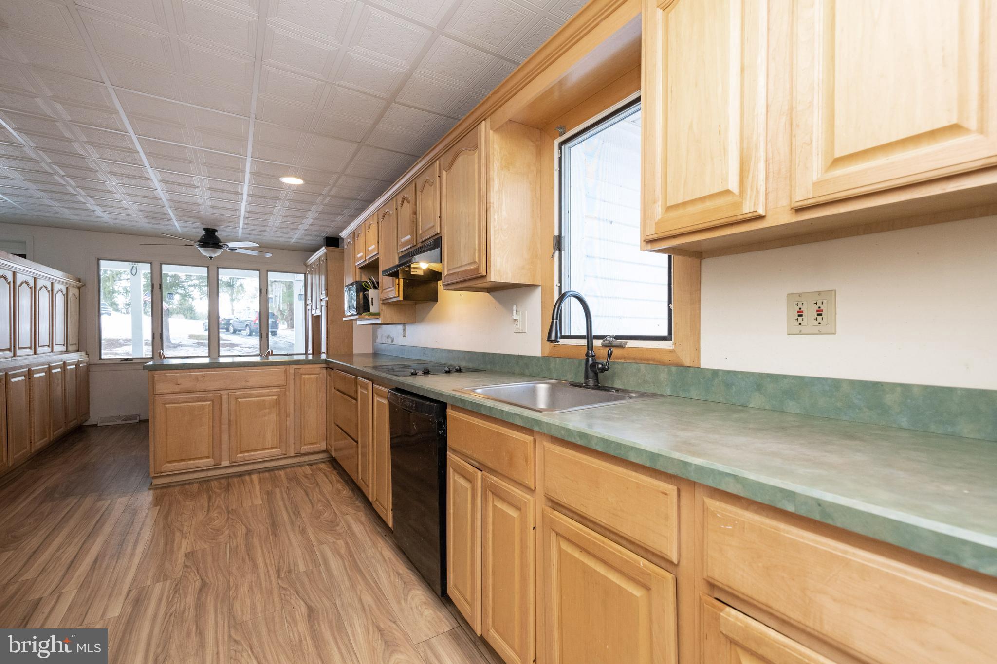2313 Jerrys Road Street, MD 21154 - Photo 6 of 32 Kitchen
