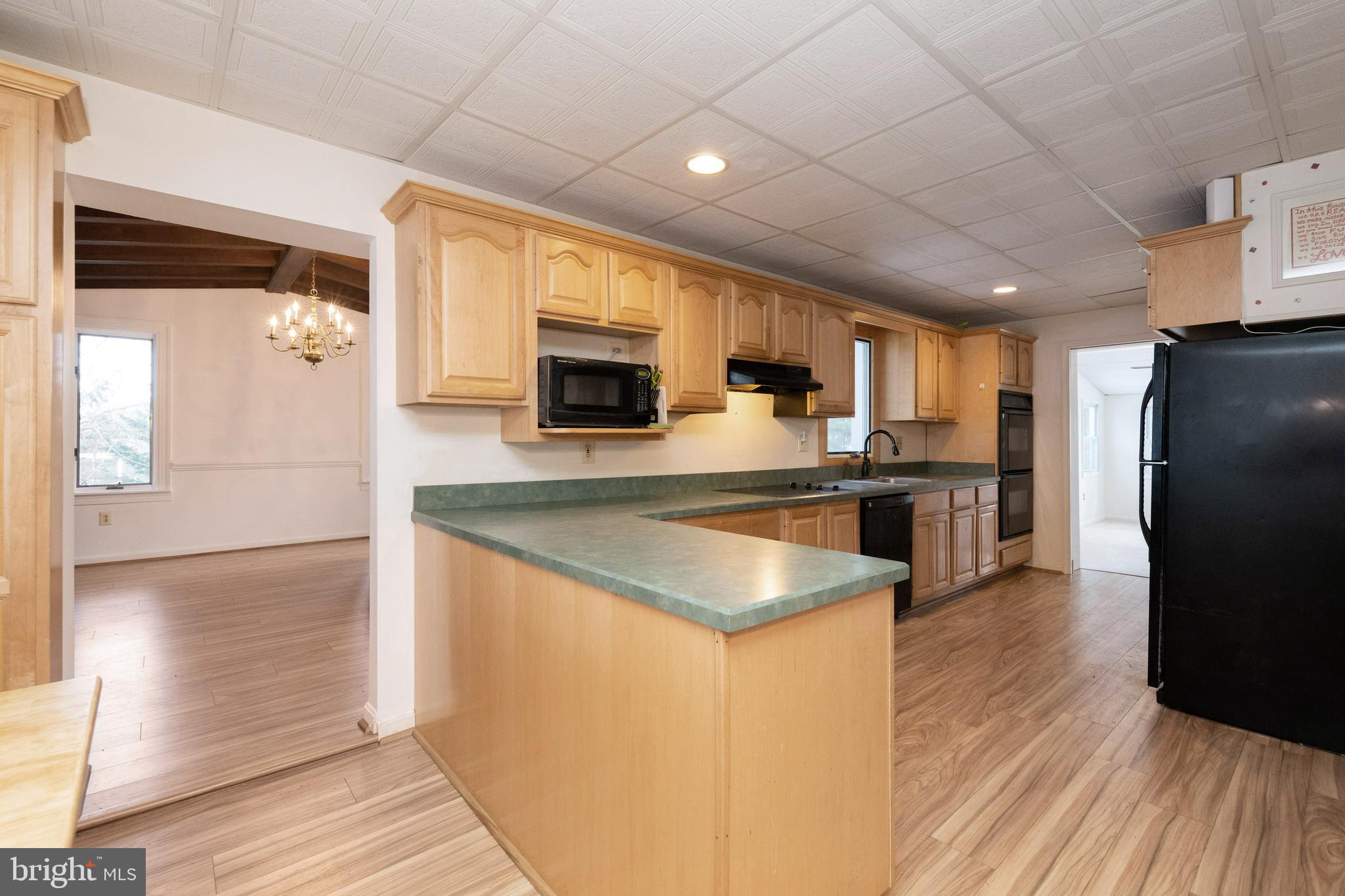 2313 Jerrys Road Street, MD 21154 - Photo 8 of 32 Kitchen