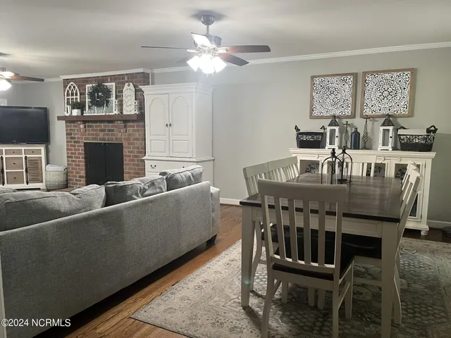 $830,000 | 444 Creekview Drive East, Hampstead, NC 28443