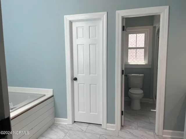 $830,000 | 444 Creekview Drive East, Hampstead, NC 28443