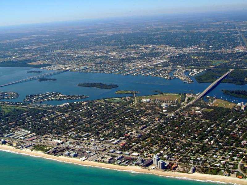 Reef Road Vero Beach, FL 32963 - Photo 10 of 25 Gallery Image 10