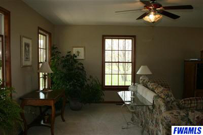 918 South Noyer Road Fort Wayne, IN 46814 - Photo 3 of 20