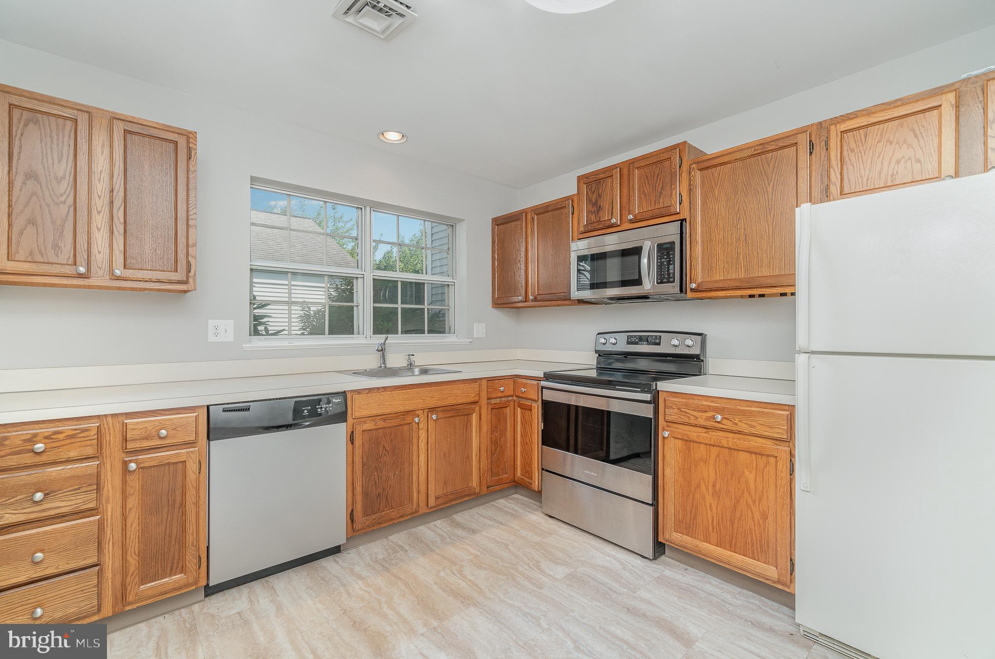 1961 Wexford Road Palmyra, PA 17078 - Photo 8 of 24 Gallery Image 8