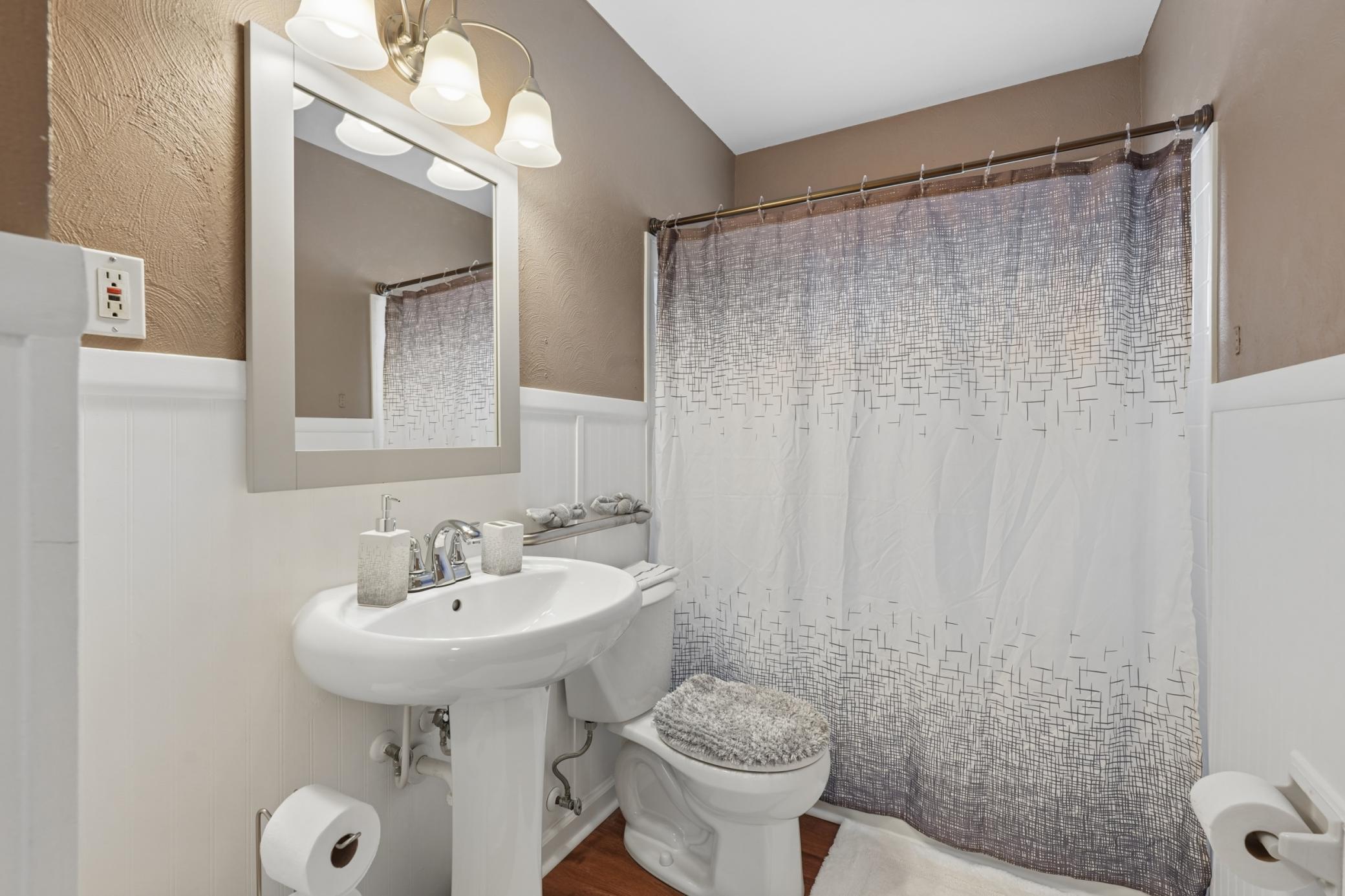 2174 County Rd F East White Bear Lake, MN 55110 - Photo 14 of 25