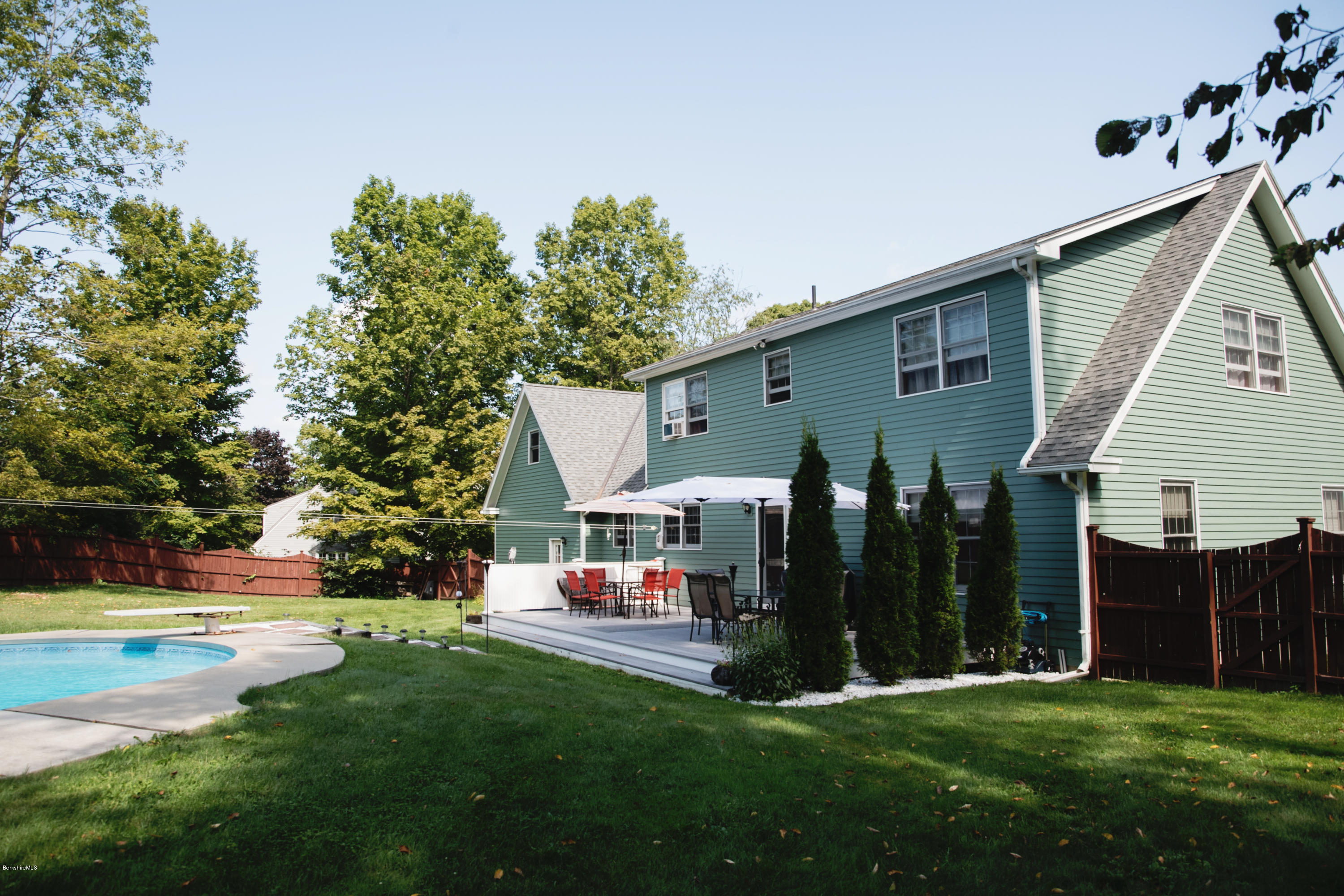 225 Mandalay Road Lee, MA 01238 - Photo 12 of 82 225 mandalay deck photo 6