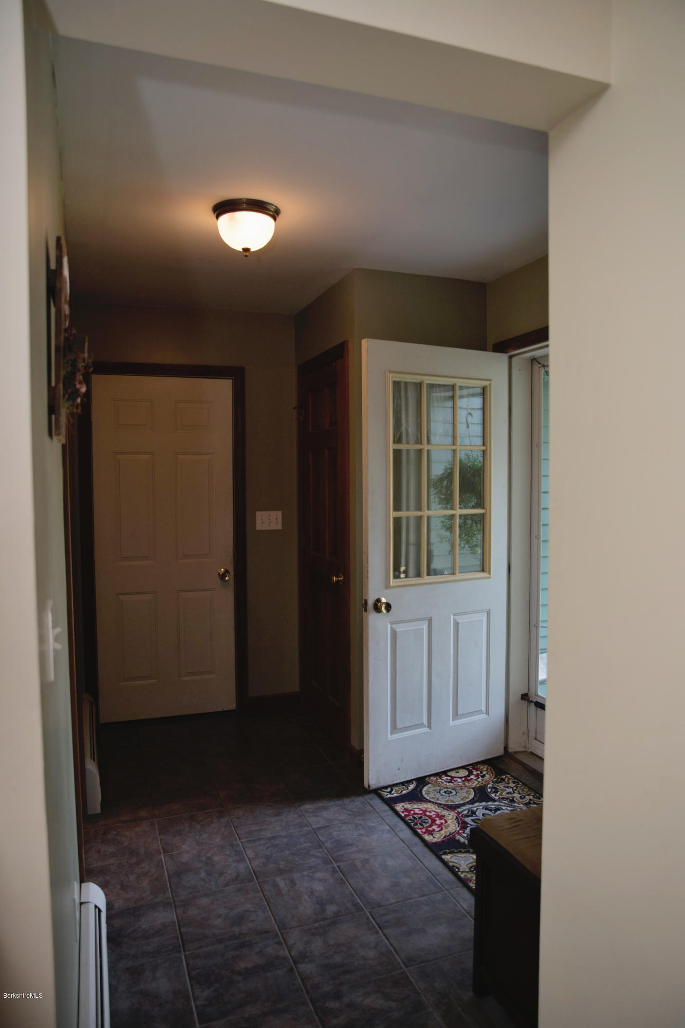225 Mandalay Road Lee, MA 01238 - Photo 28 of 82 225 mandalay mudroom