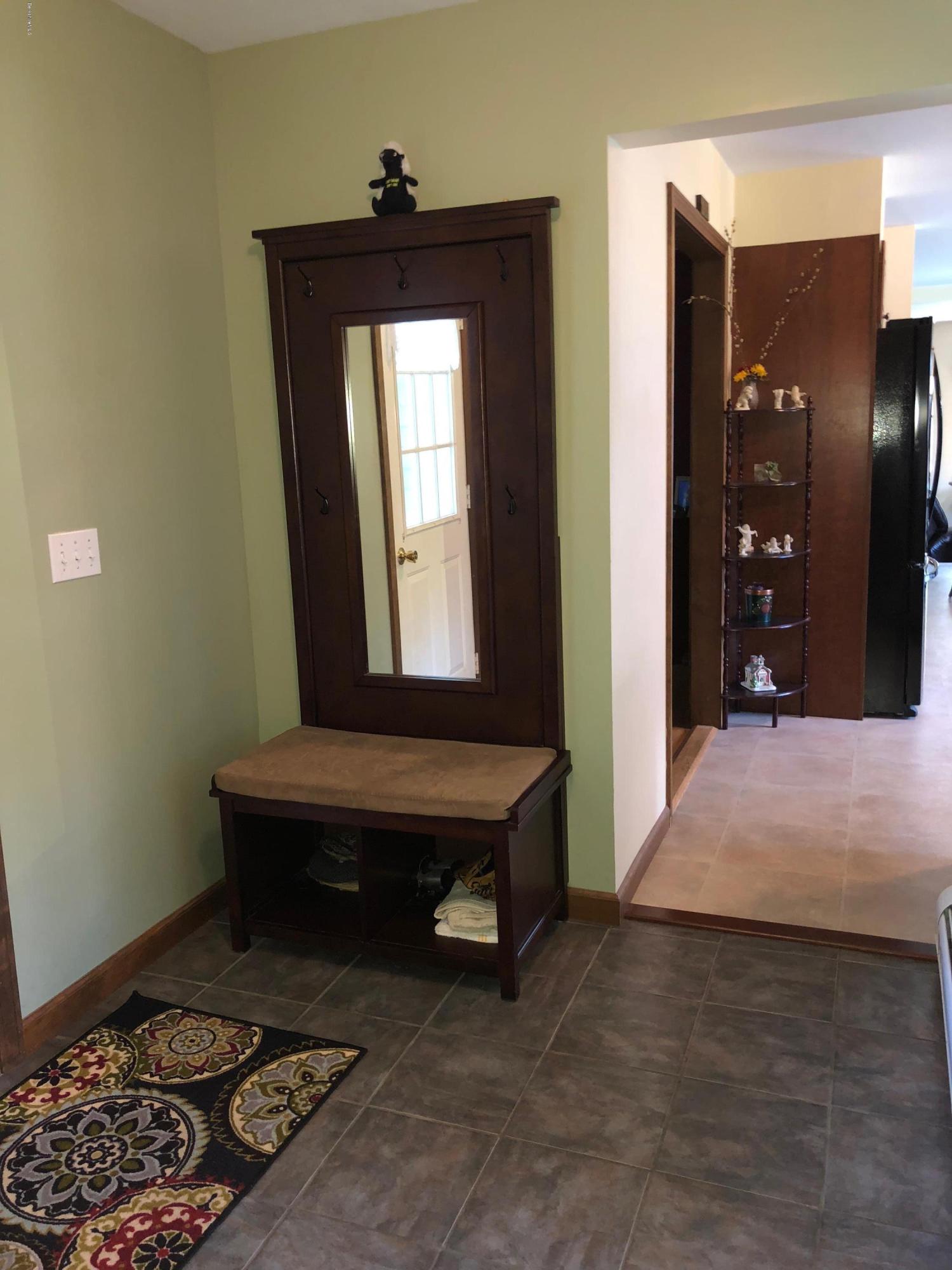 225 Mandalay Road Lee, MA 01238 - Photo 29 of 82 225 mudroom breezeway