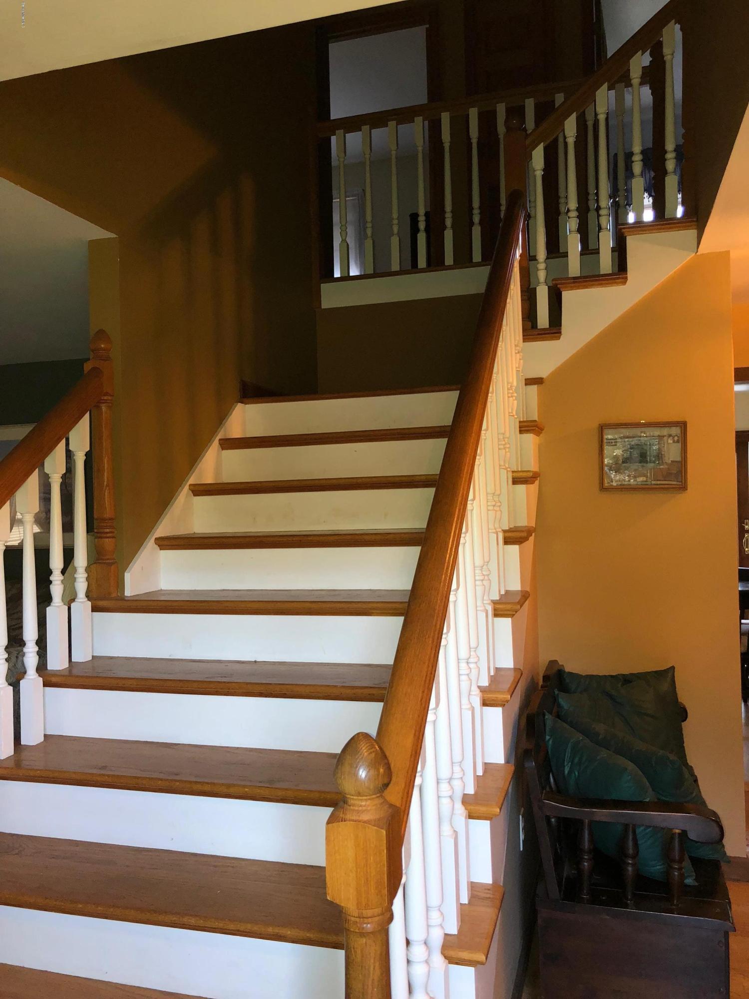 225 Mandalay Road Lee, MA 01238 - Photo 55 of 82 225 step down living room