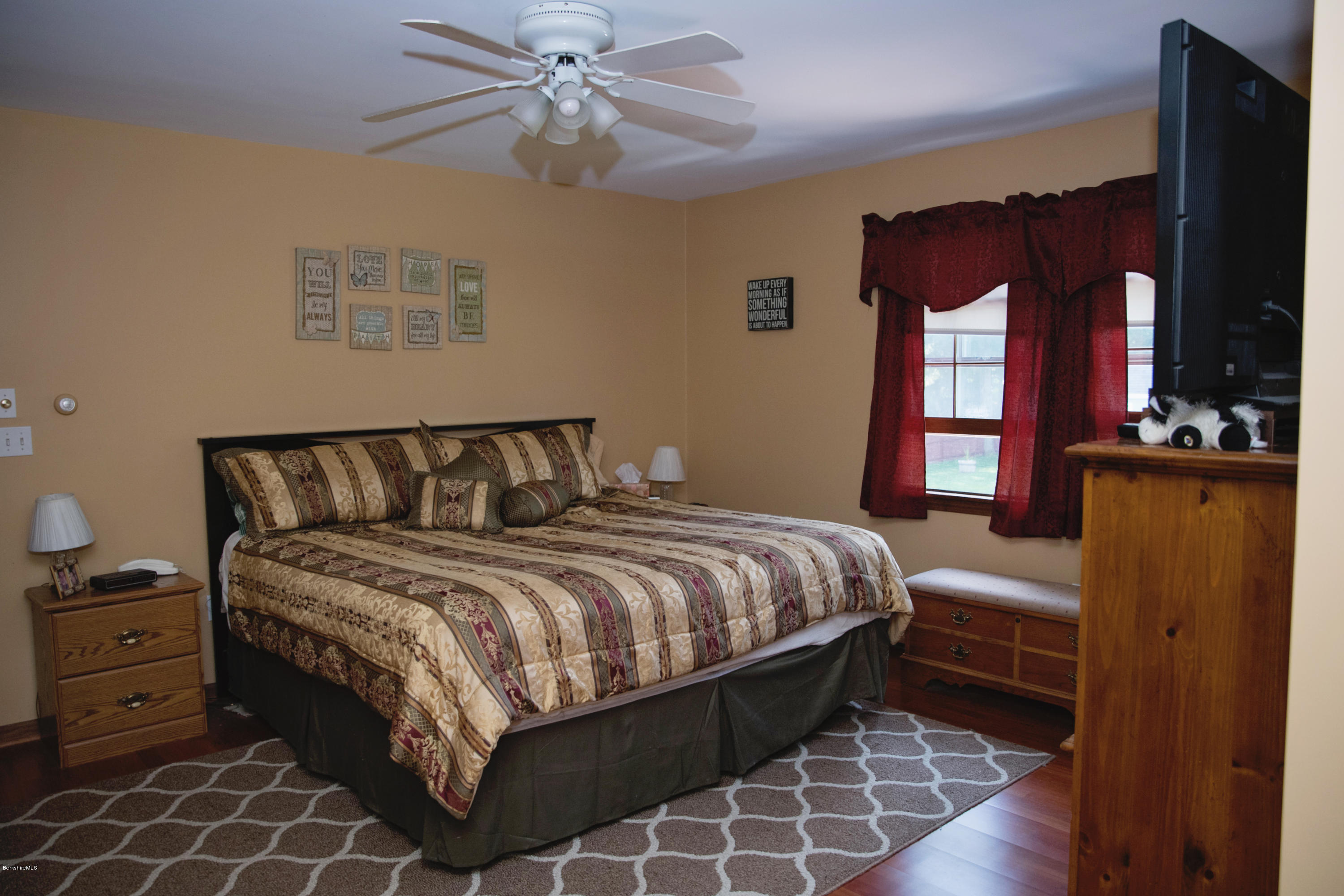 225 Mandalay Road Lee, MA 01238 - Photo 64 of 82 225 mandalay master bedroom 2