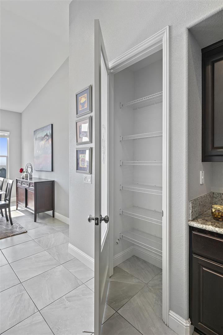 Oakland, 94605 - Photo 15 of 61