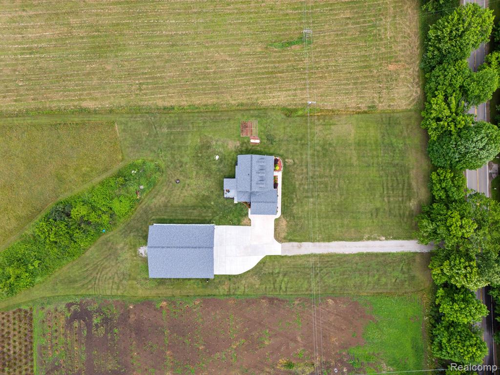 4711 Fenton Road Hartland, MI 48353 - Photo 40 of 47