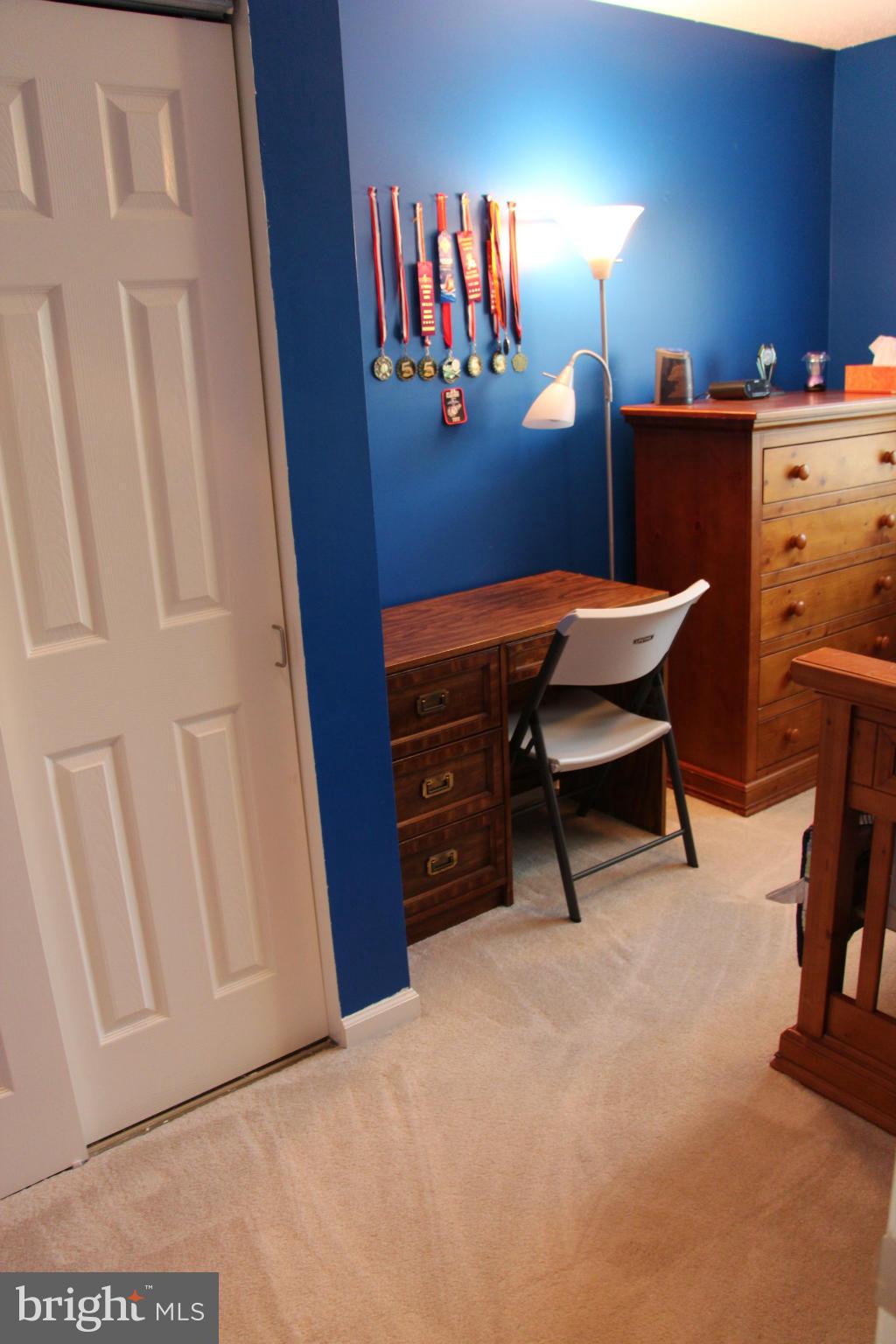 2340 Hunters Square Court Reston, VA 20191 - Photo 21 of 25 BEDROOM #2 (2)