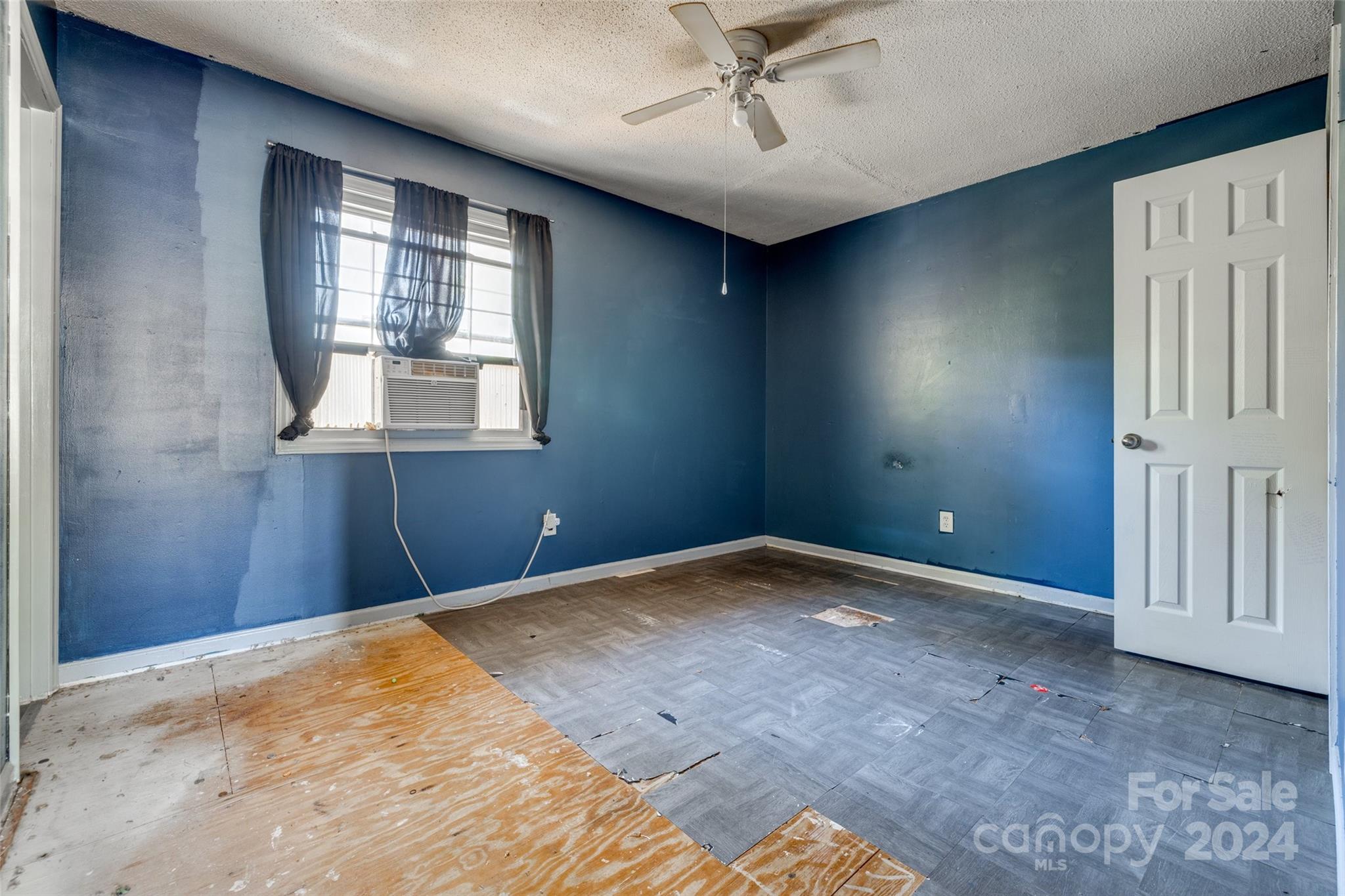 114 Queensgate Road Clover, SC 29710 - Photo 15 of 17 Gallery Image 15