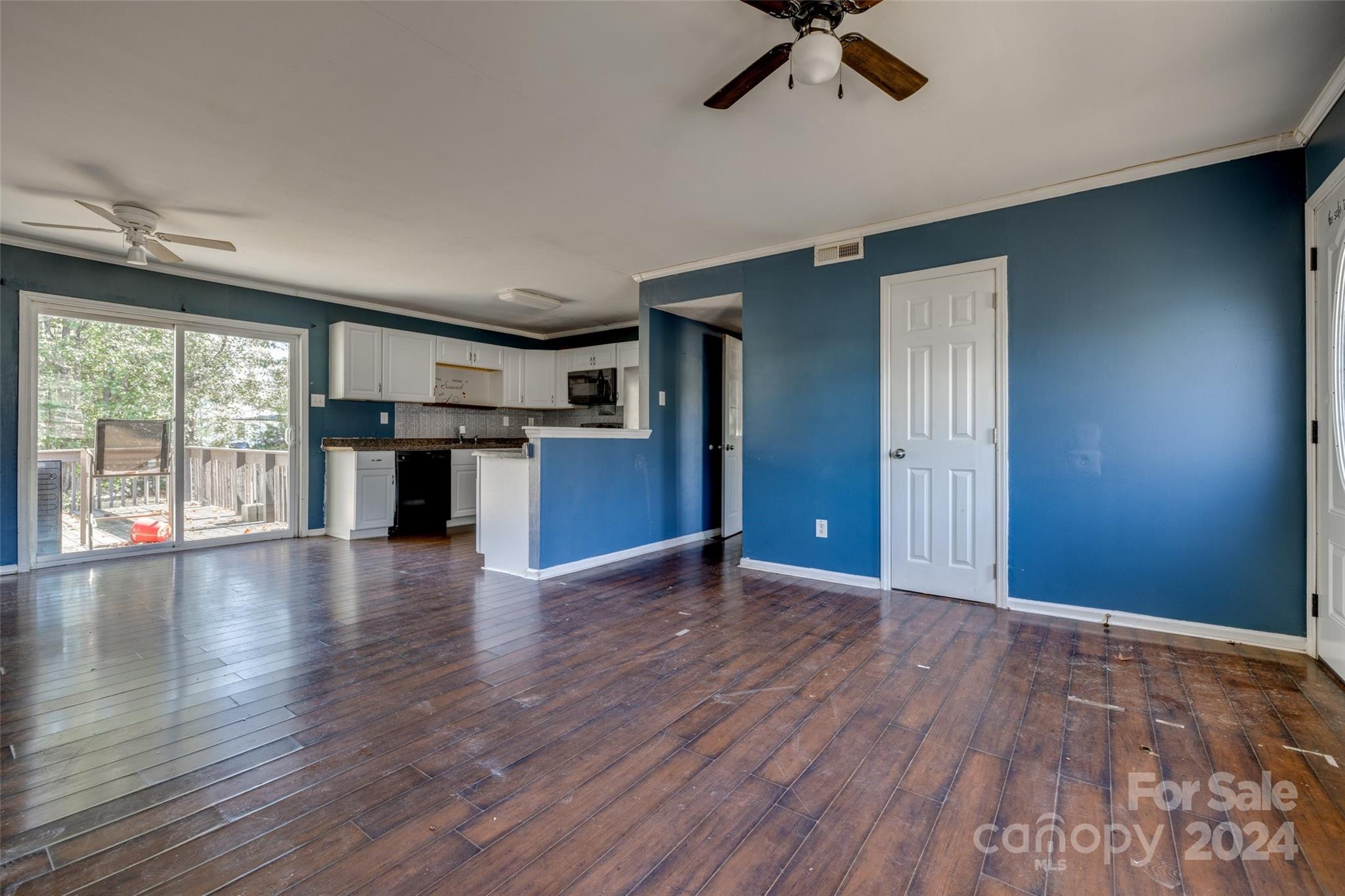 114 Queensgate Road Clover, SC 29710 - Photo 4 of 17 Gallery Image 4
