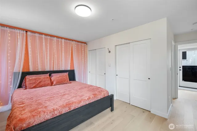 $824,900 | 4011 Corliss Avenue North, Unit 3, Seattle, WA 98103