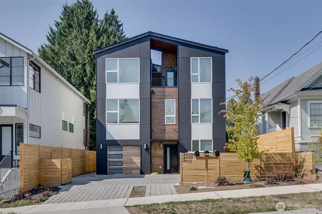 $824,900 | 4011 Corliss Avenue North, Unit 3, Seattle, WA 98103