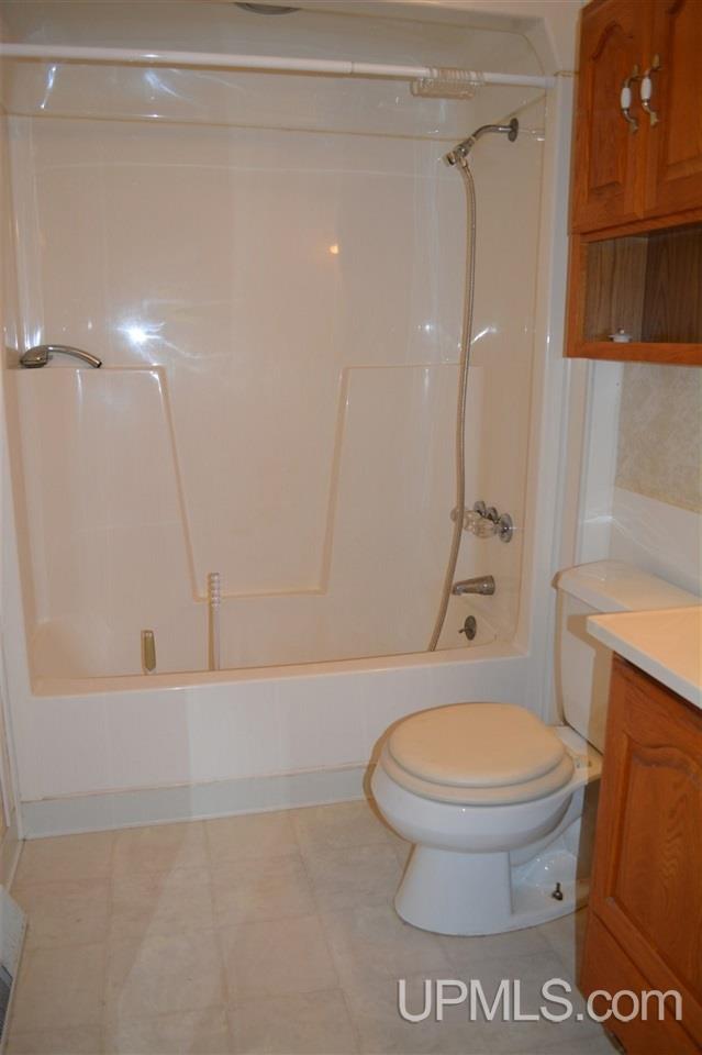 26105 Portage Entry Road Chassell, MI 49916 - Photo 8 of 24 Gallery Image 8