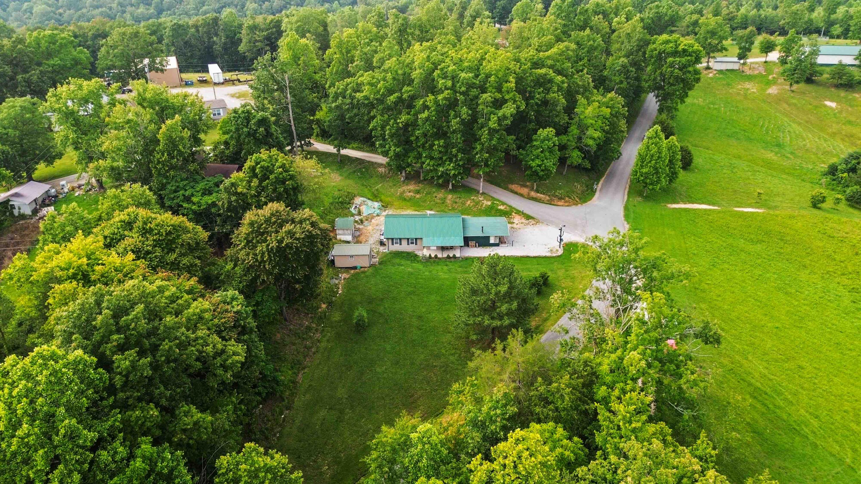 5830 Old Keno Road Burnside, KY 42519 - Photo 34 of 44 035