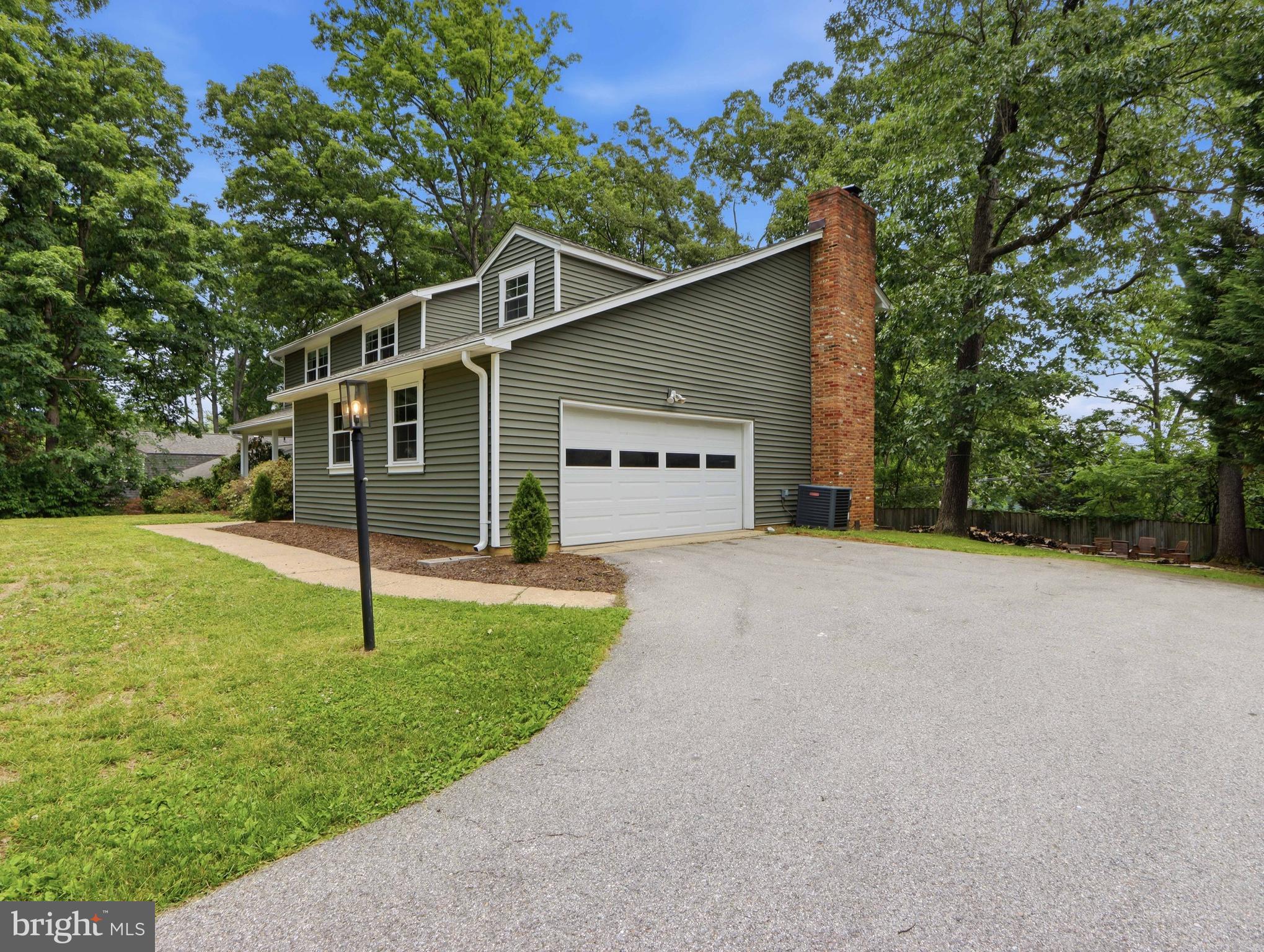 380 Sheffield Road Severna Park, MD 21146 - Photo 2 of 47 Large driveway - side entry garage.
