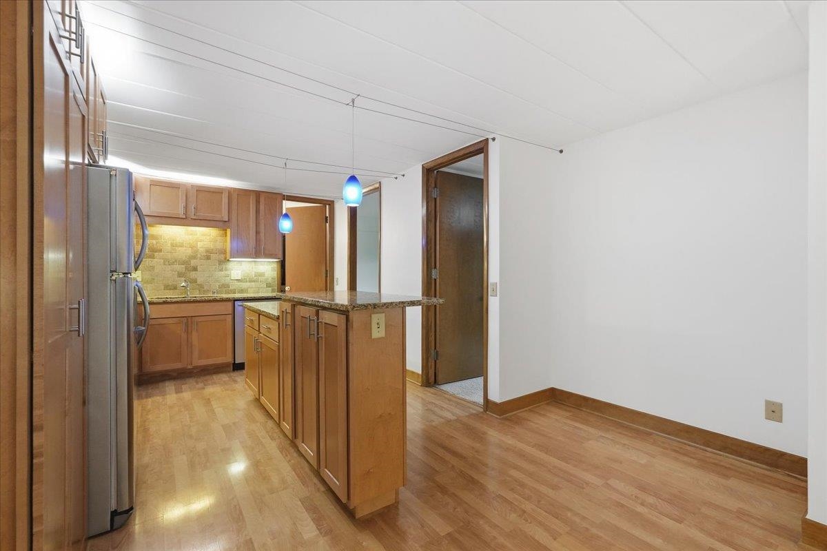 2051 Allen Boulevard, Unit 407 Middleton, WI 53562 - Photo 10 of 26
