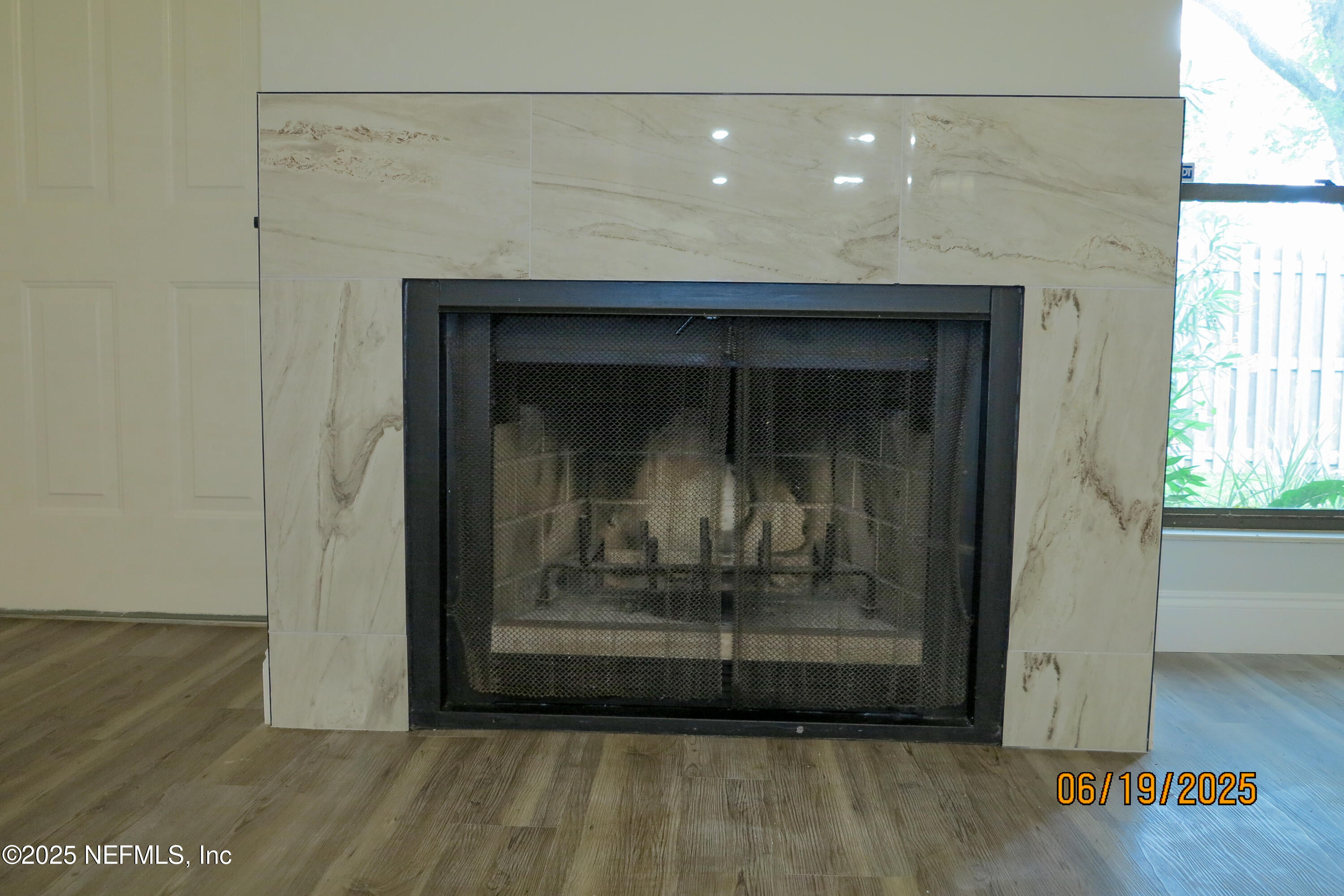 3801 Crown Point Road, Unit 1332 Jacksonville, FL 32257 - Photo 6 of 43 Wood Burning Fireplace