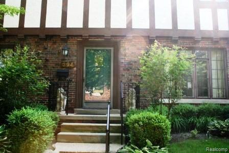 394 Rivard Boulevard Grosse Pointe, MI 48230 - Photo 1 of 15 rivard 002